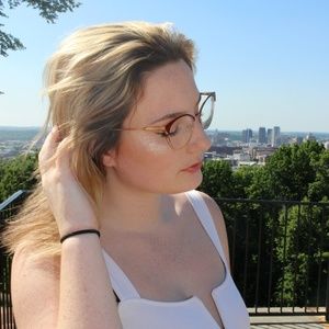 Meet your Posher, Haley